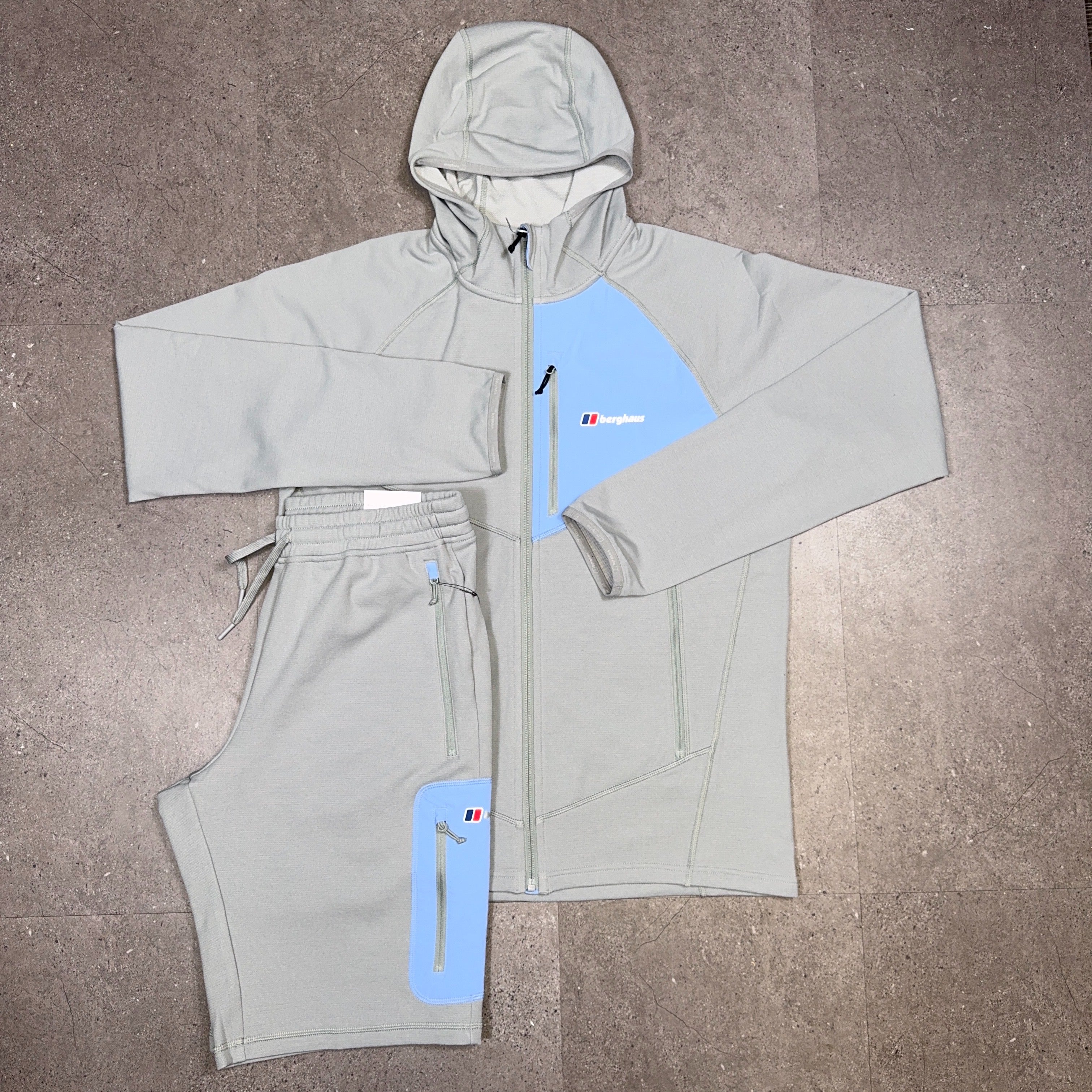 Berghaus Pavey Grey/Blue Windrunner Set