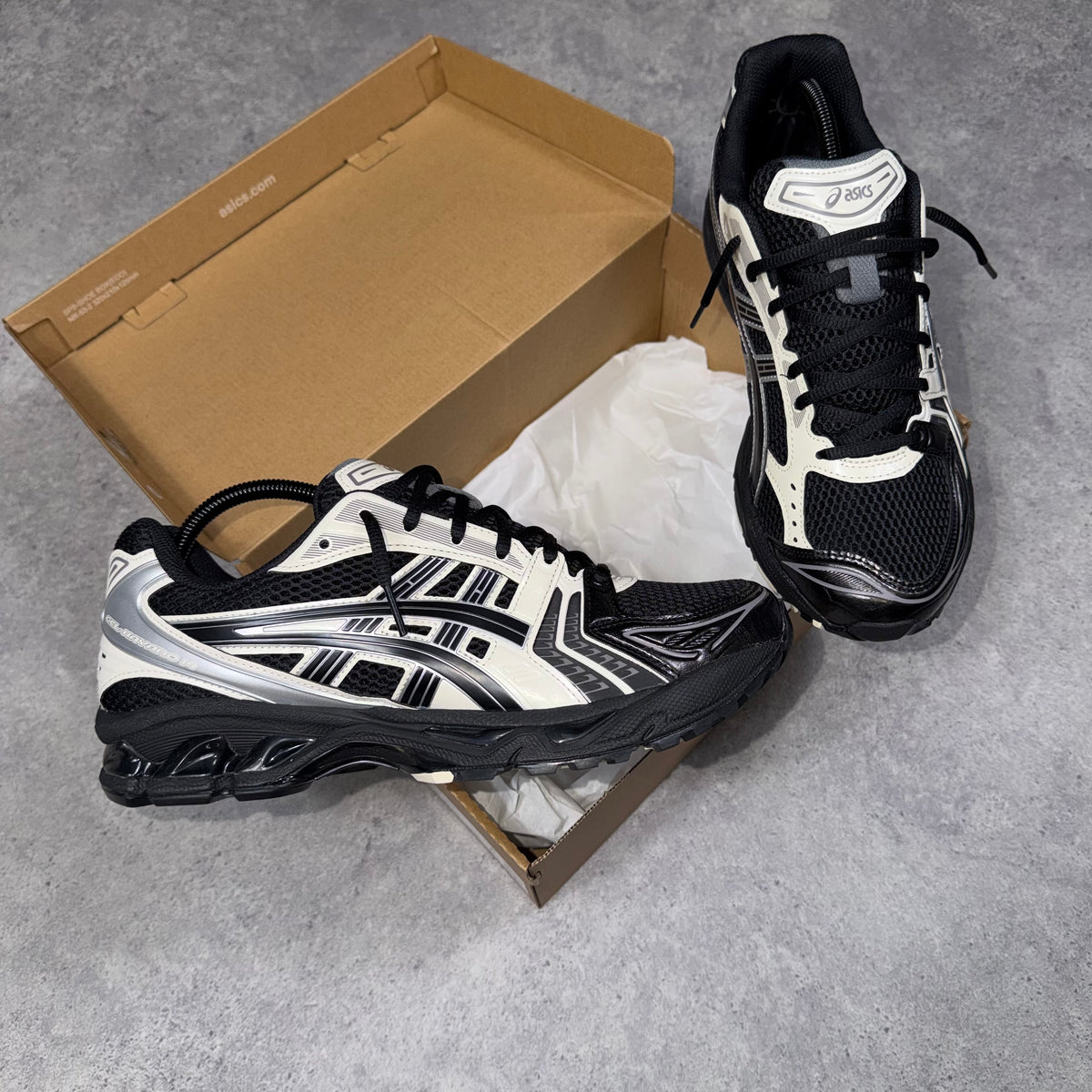 Asics Gel Kayano 14 Black/Cream