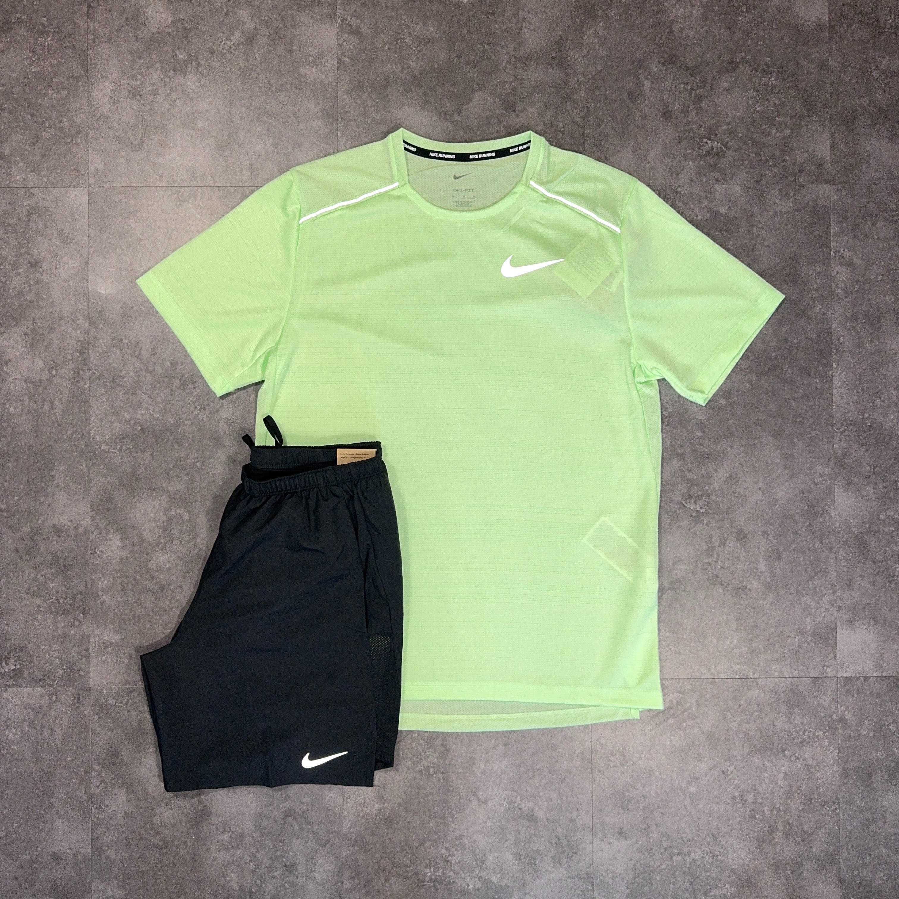Nike Miler Set Vapour Green/Black