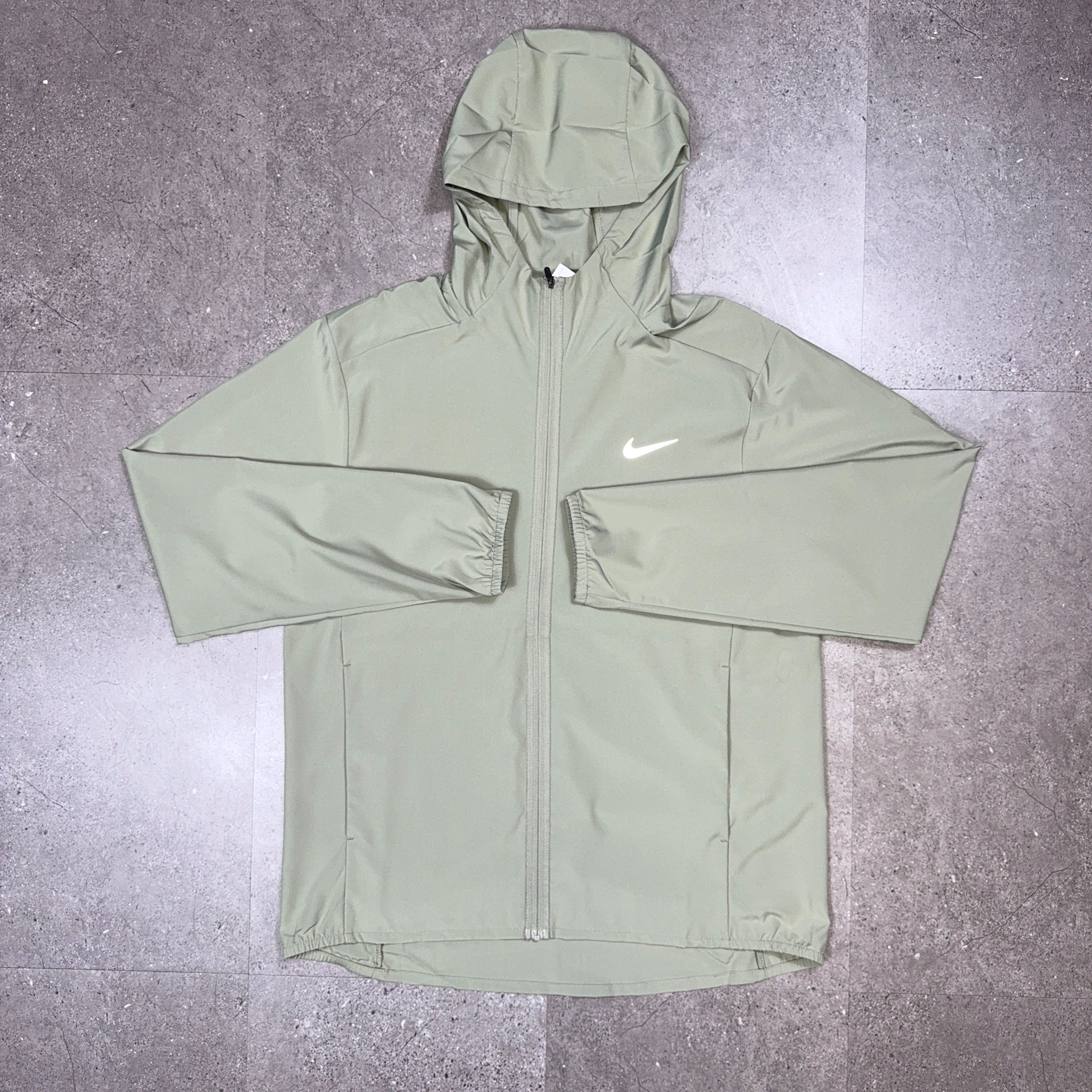 Nike Form Windrunner Khaki