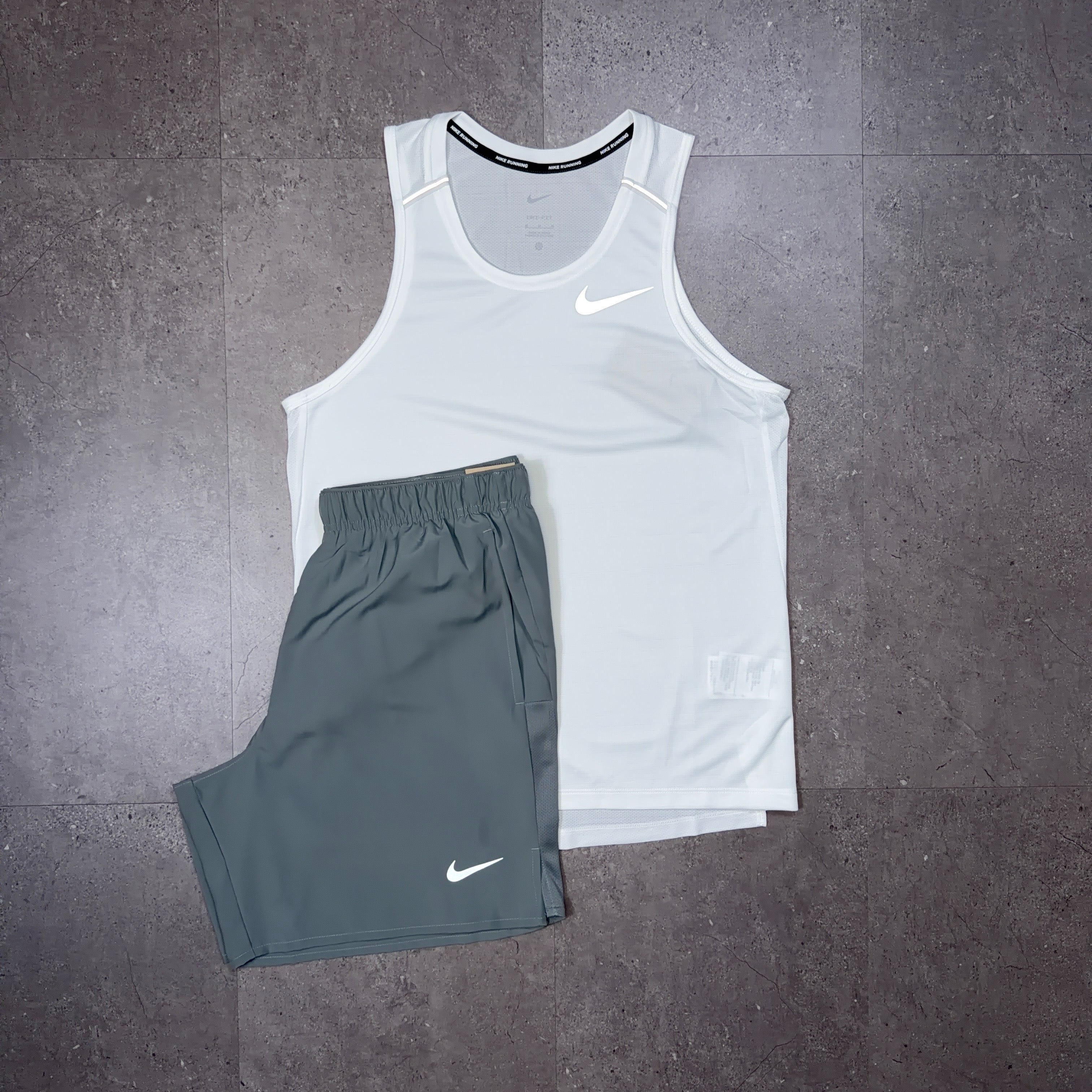 Nike Miler Vest/Short Set White/Grey