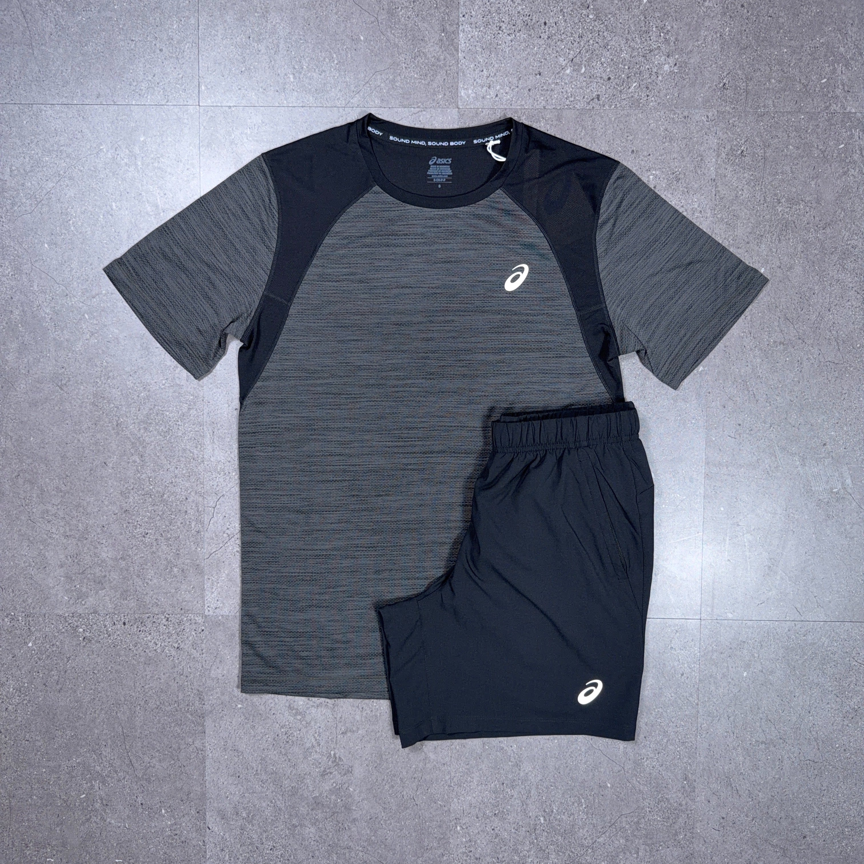 Asics Road T-Shirt/Shorts Set Black/Grey