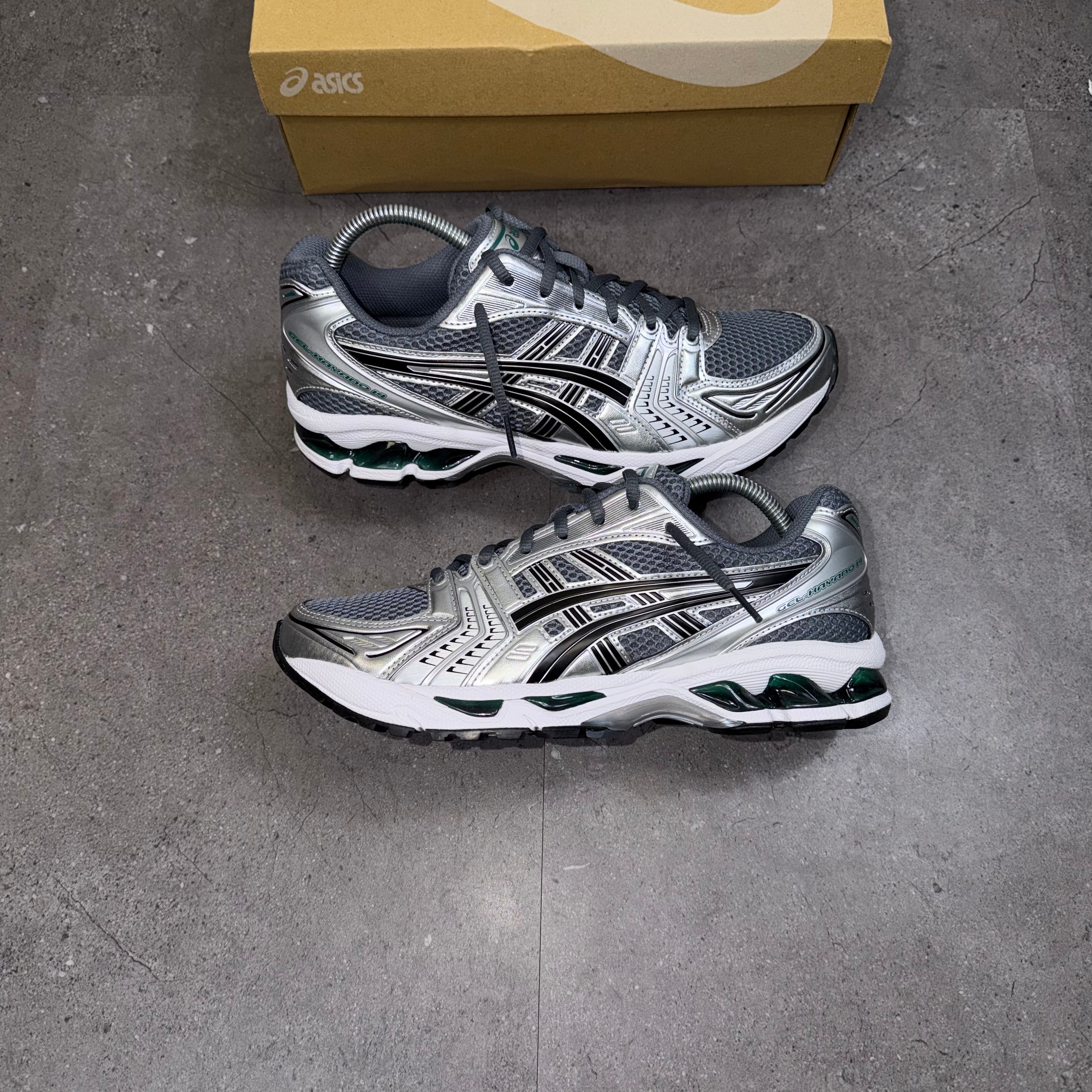 Asics gel Kayano 14 Jasper Green