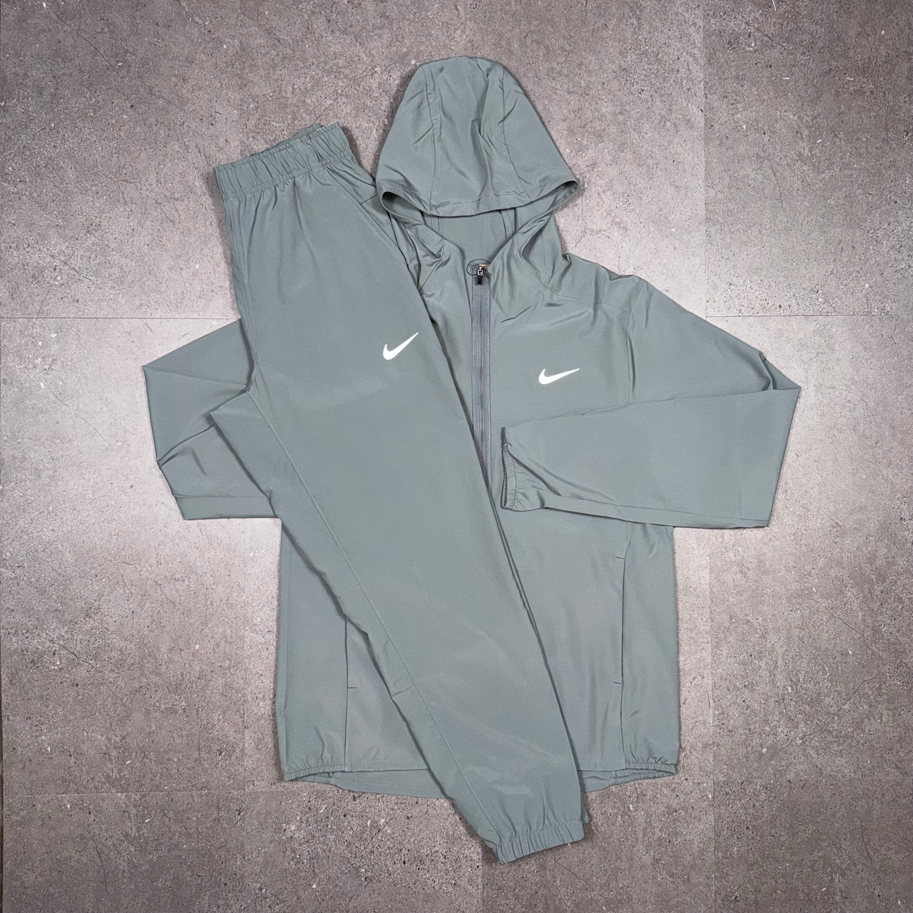 Nike Form Tracksuit Set Grey