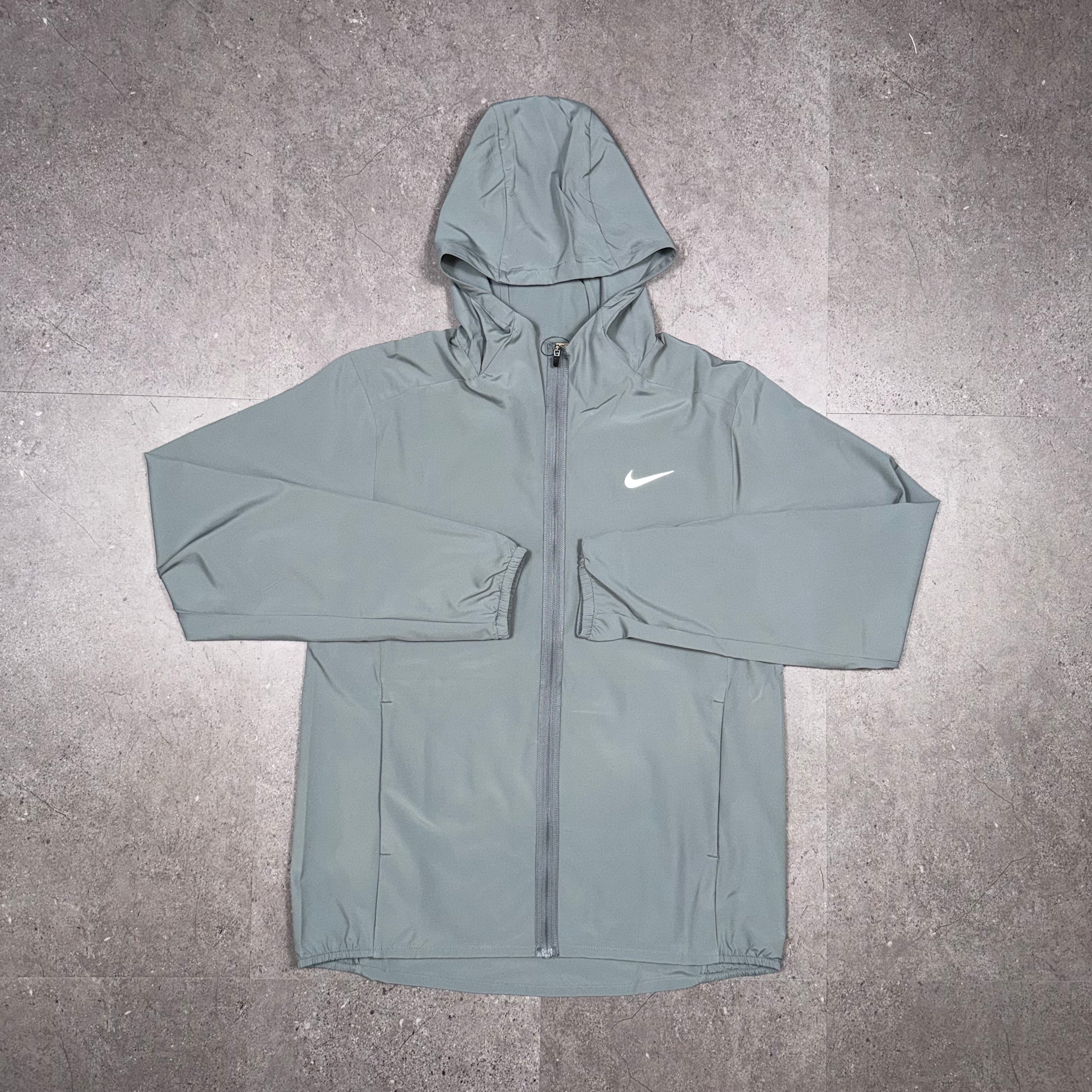 Nike Form Windrunner Grey