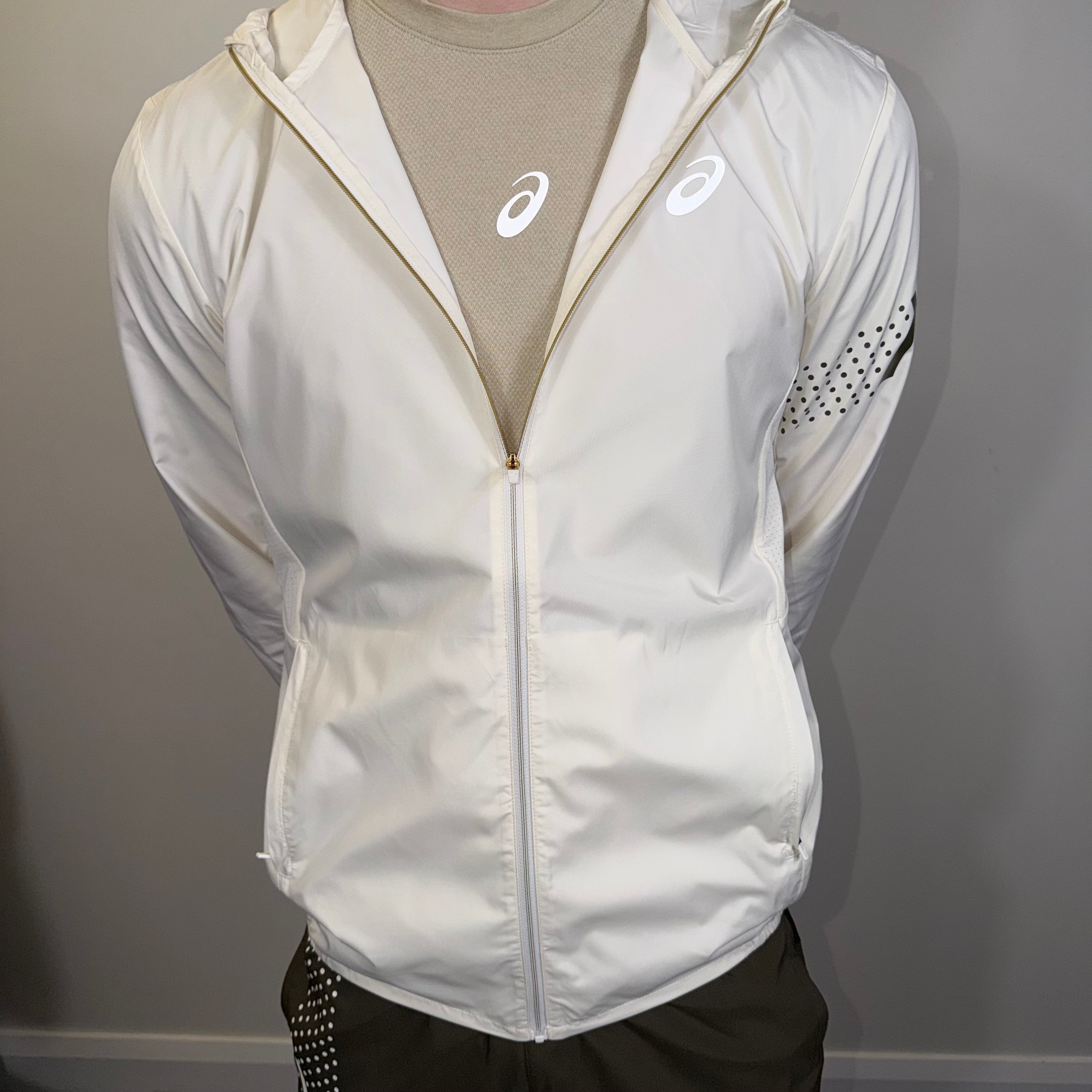 Asics Icon/Seamless 3 Piece Windrunner/Shorts Set Cream/Brownstone