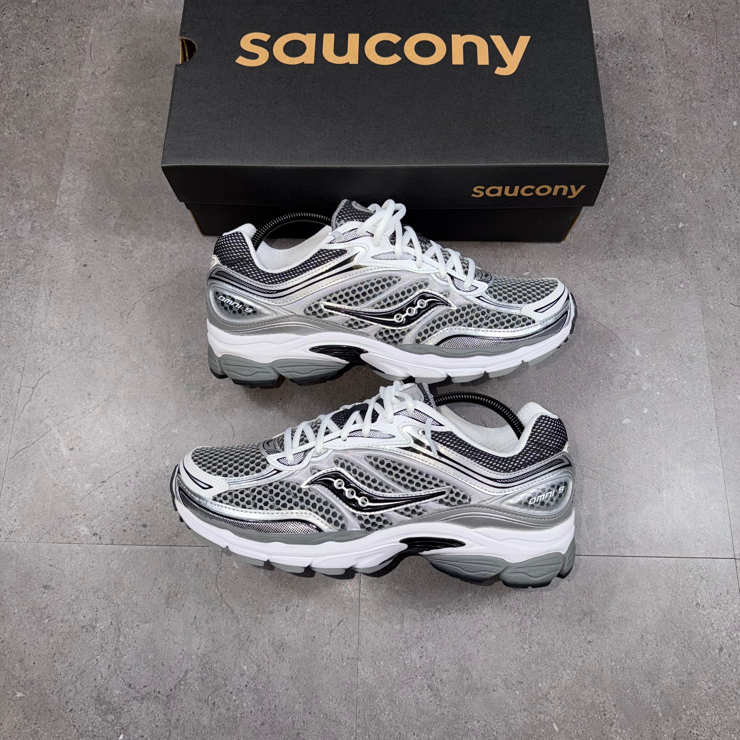 Saucony Progrid Omni 9 Grey/Silver