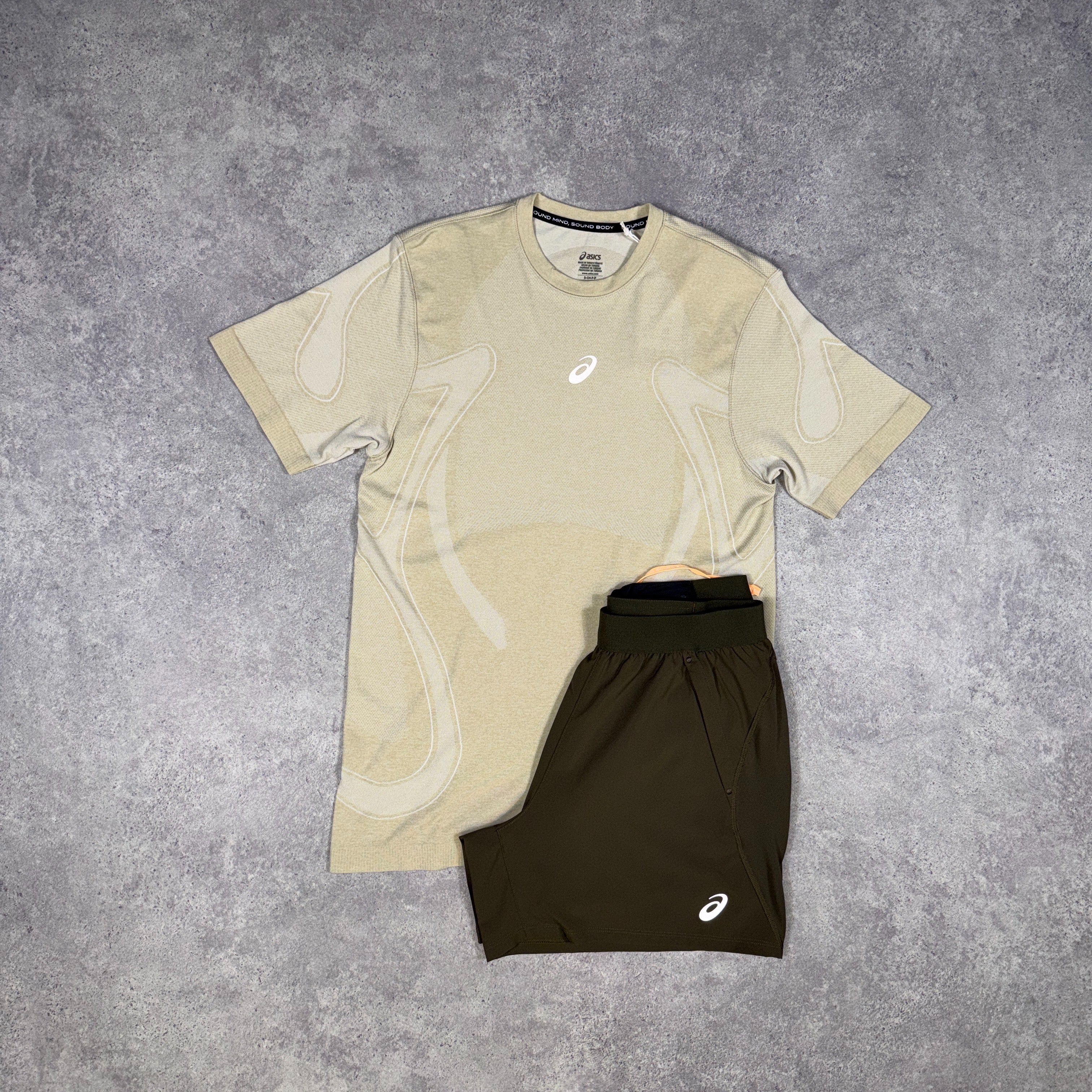 Asics Seamless T-Shirt/Shorts Set Cream/Brownstone