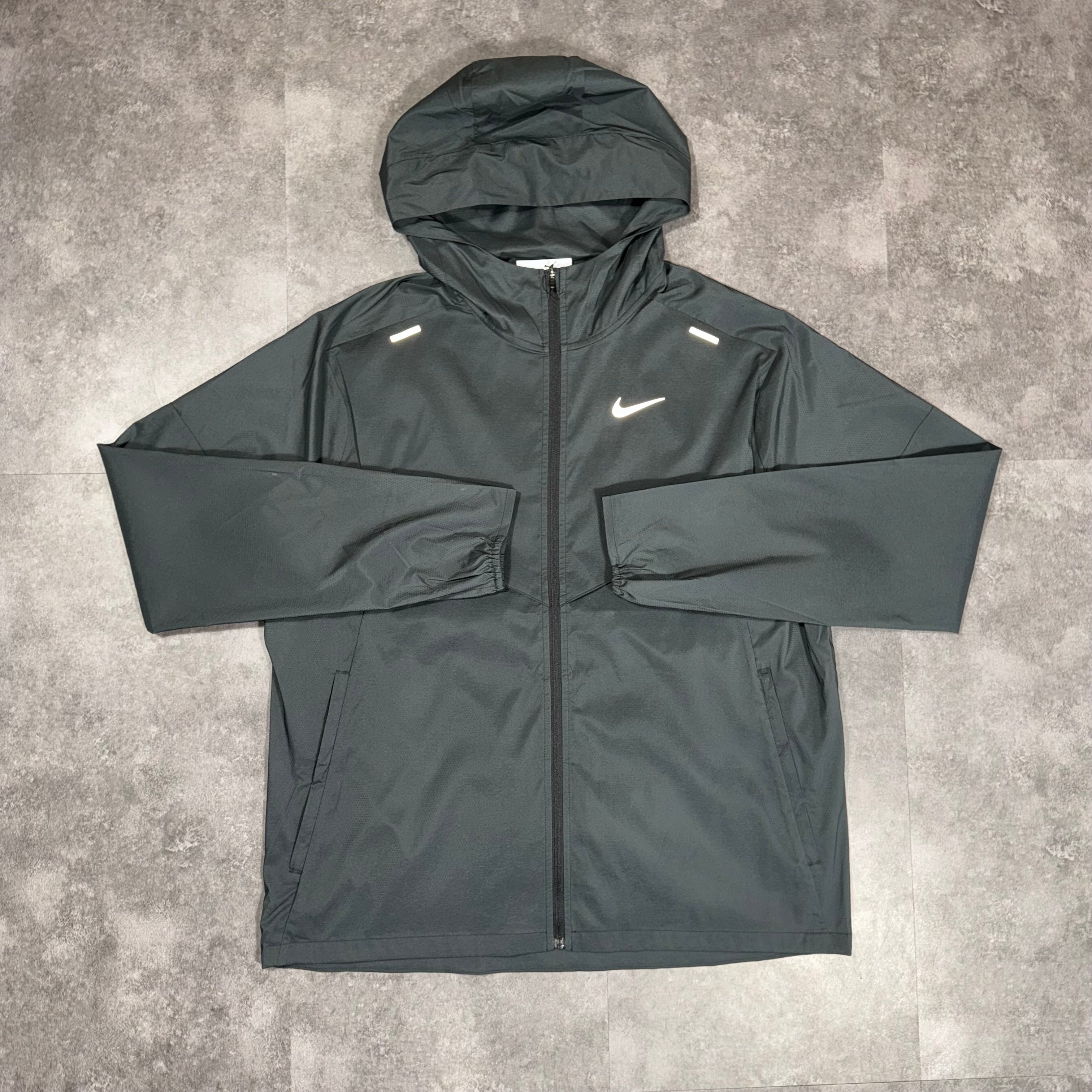 Nike Windrunner Black