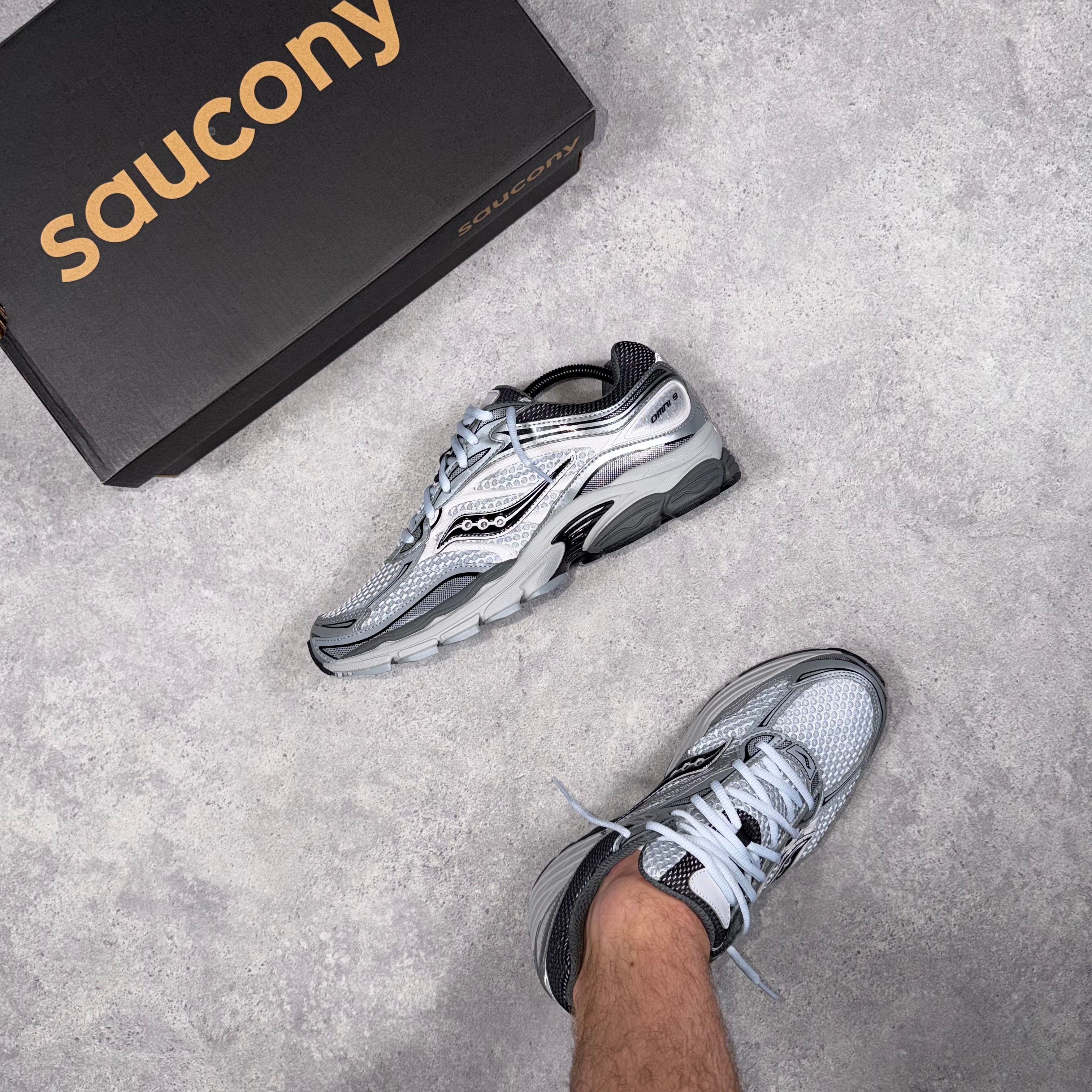 Saucony Progrid Omni 9 Microchip