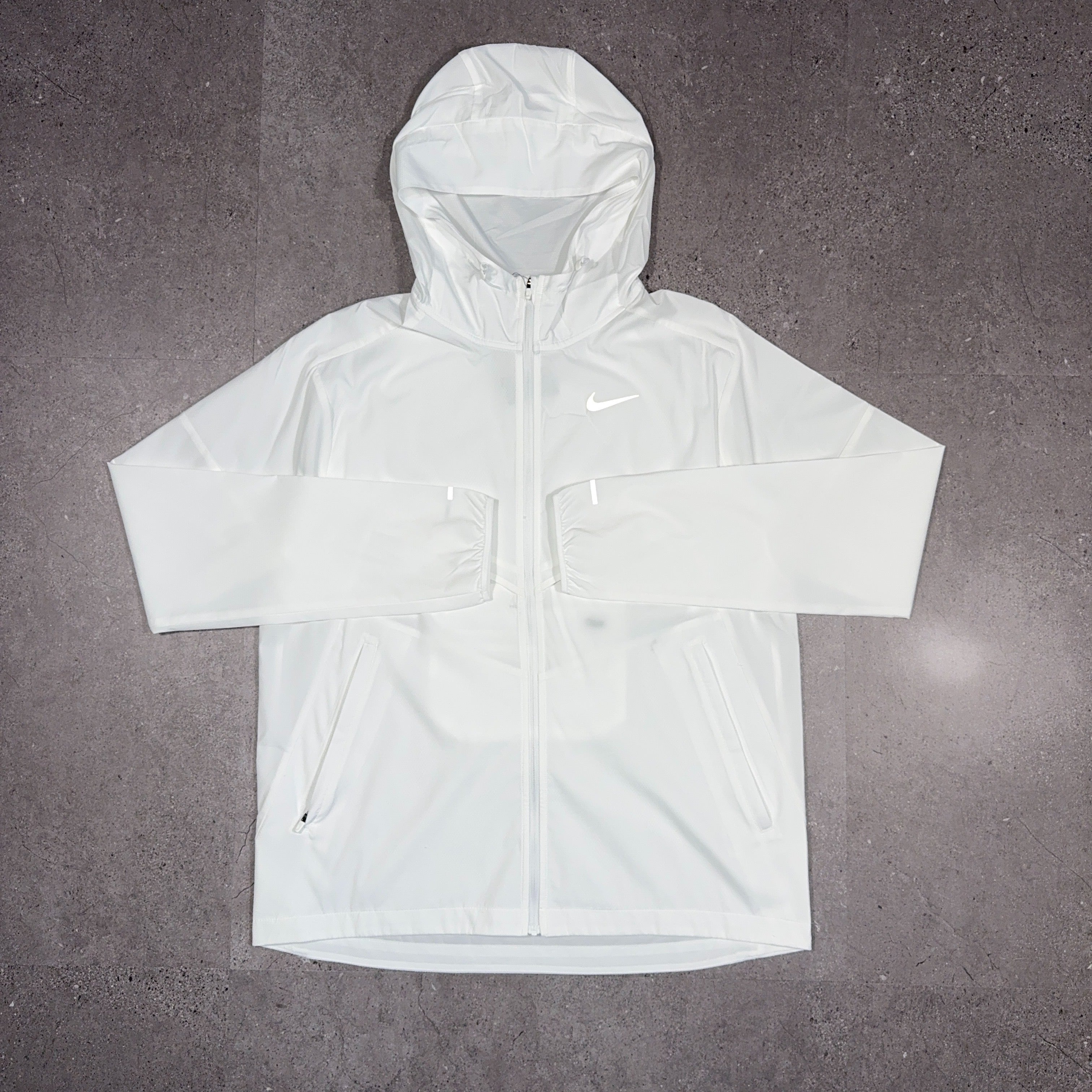 Nike Windrunner White