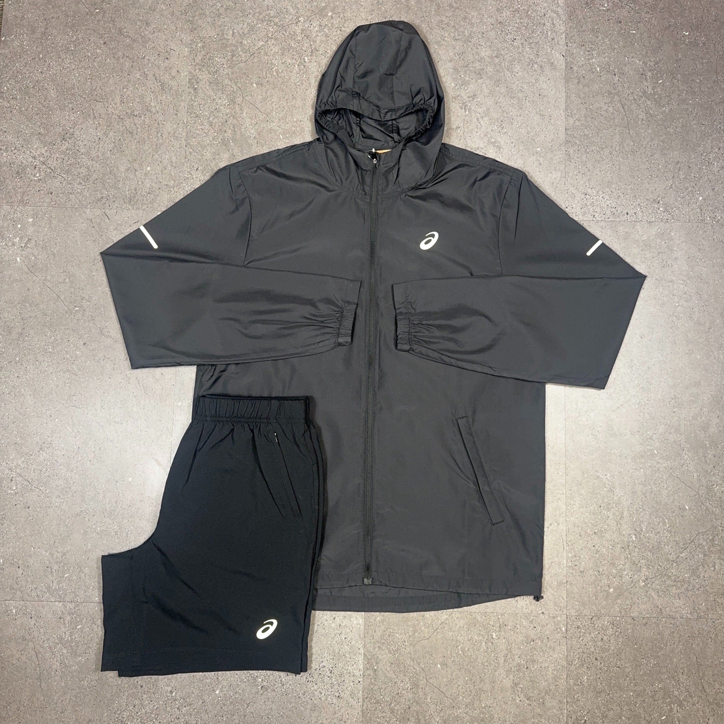 Asics Windrunner/Shorts Set Black