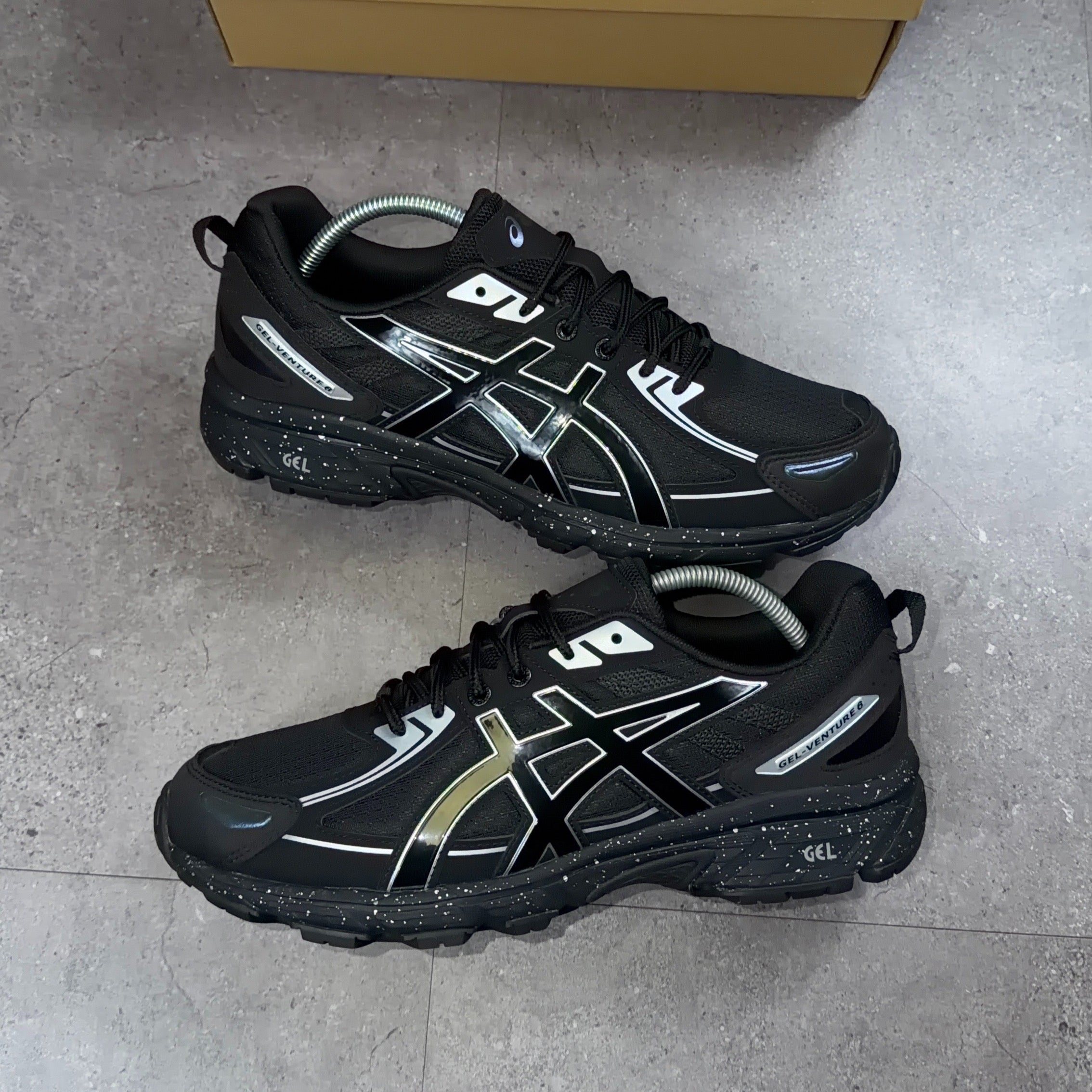 Asics Gel Venture 6 Black/Silver