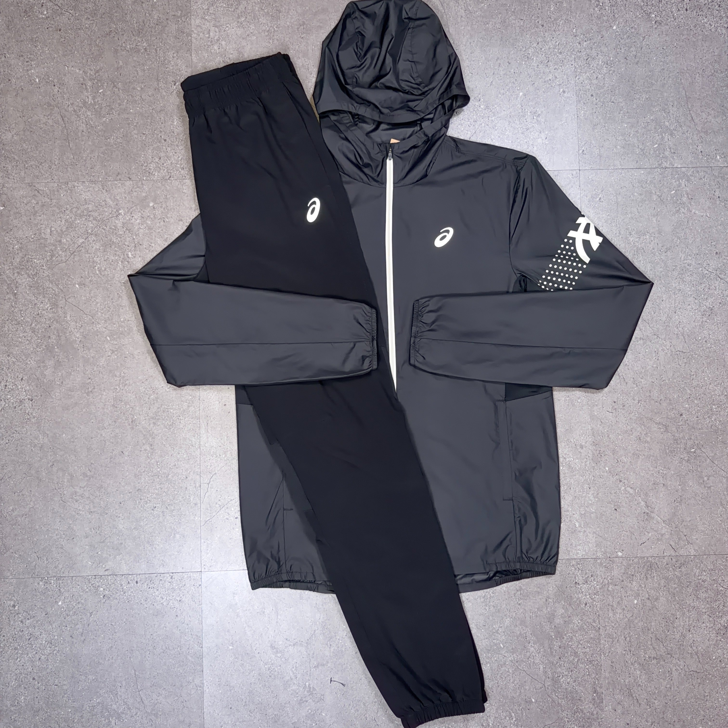 Asics Icon Tracksuit Black/Black