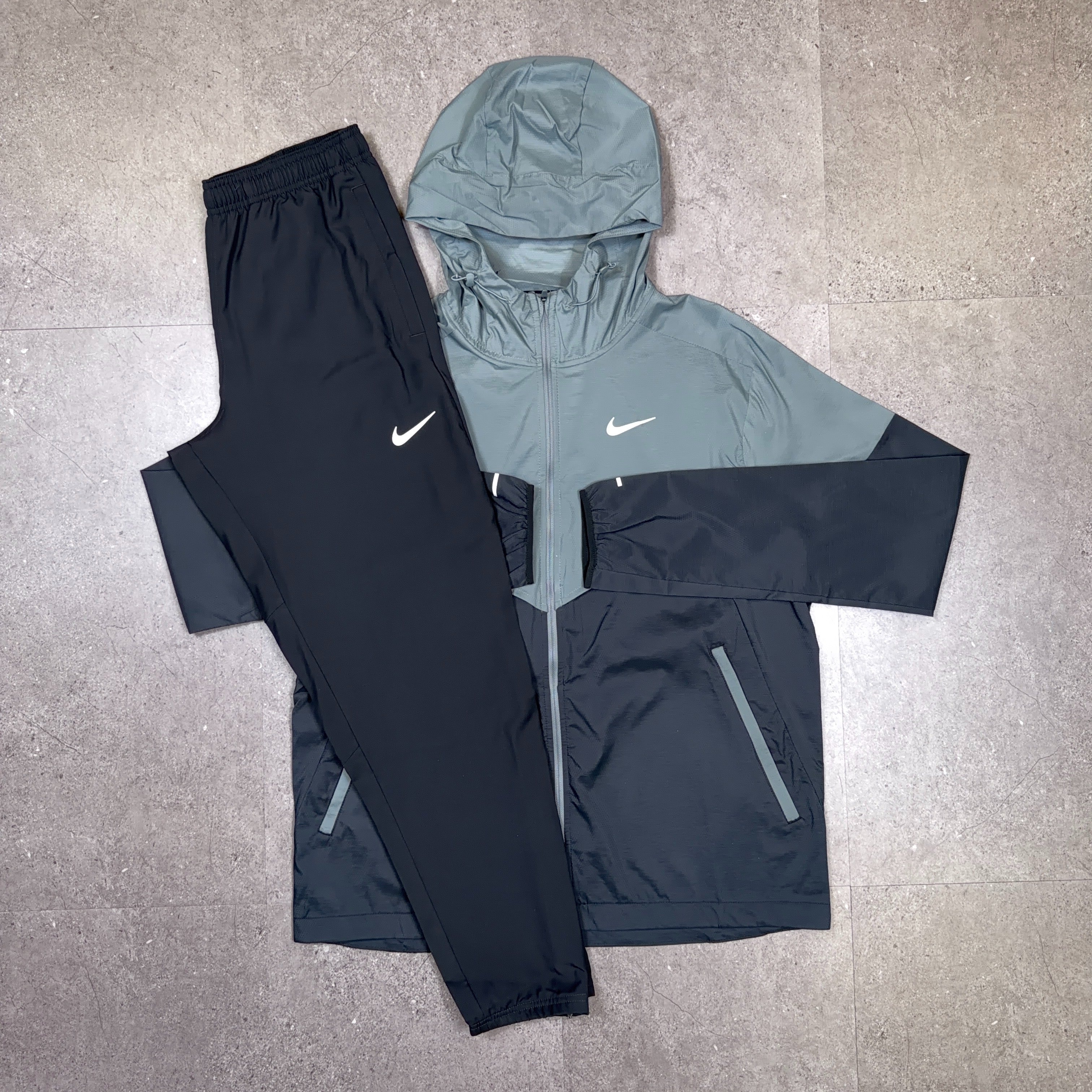 Nike Windrunner Tracksuit Set Grey/Black