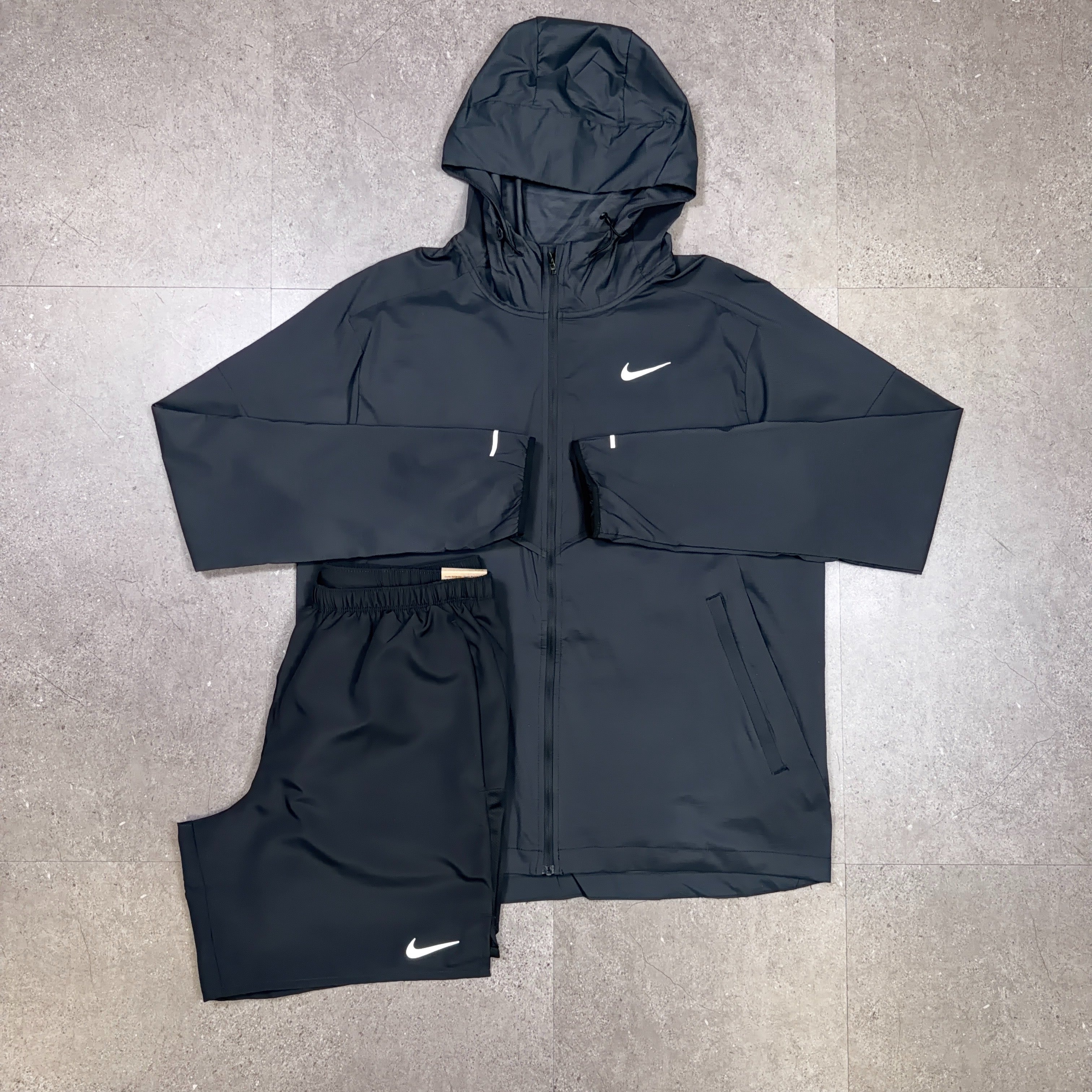 Nike Windrunner/Shorts Set Black/Black