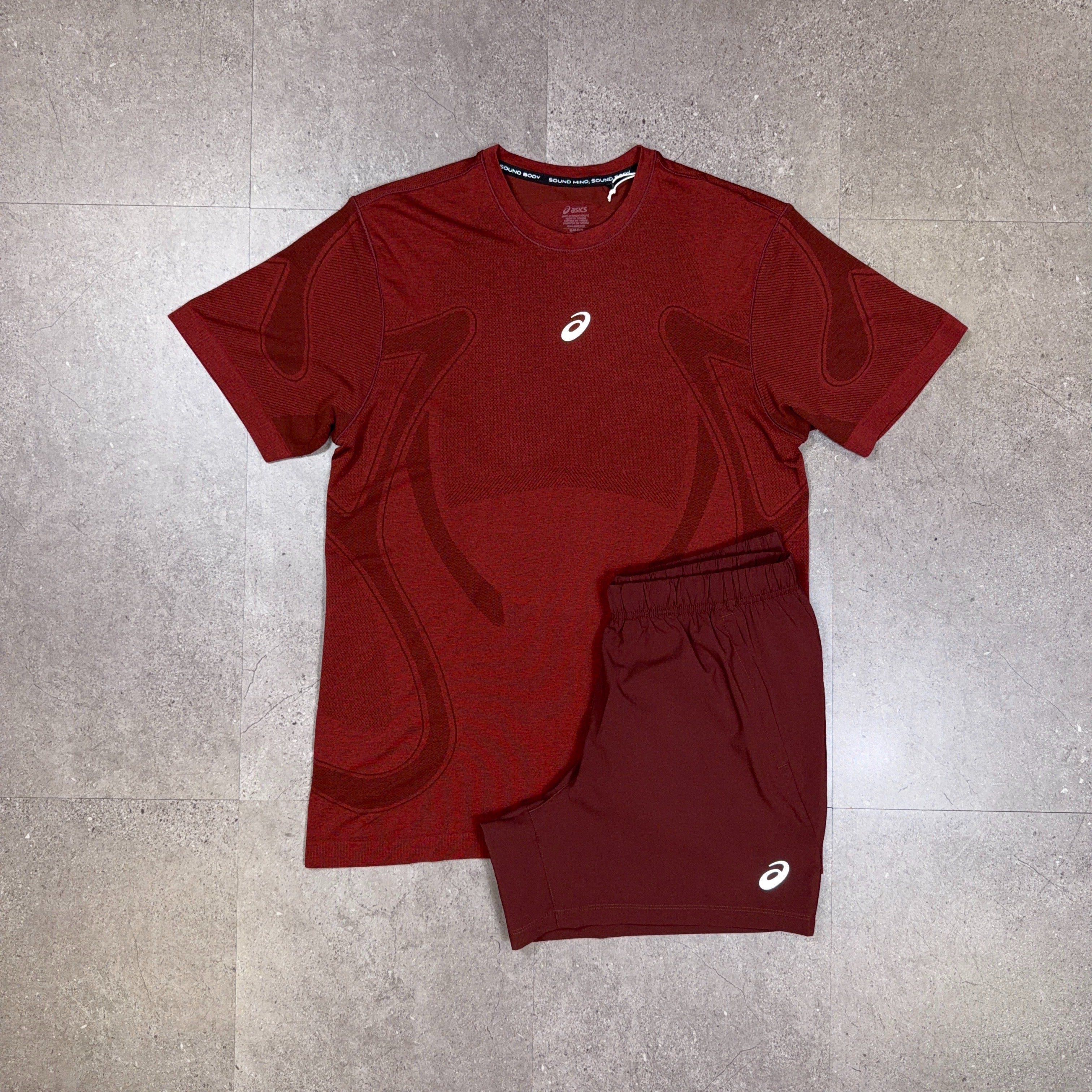 Asics Seamless T-Shirt/Shorts Set Dark Red