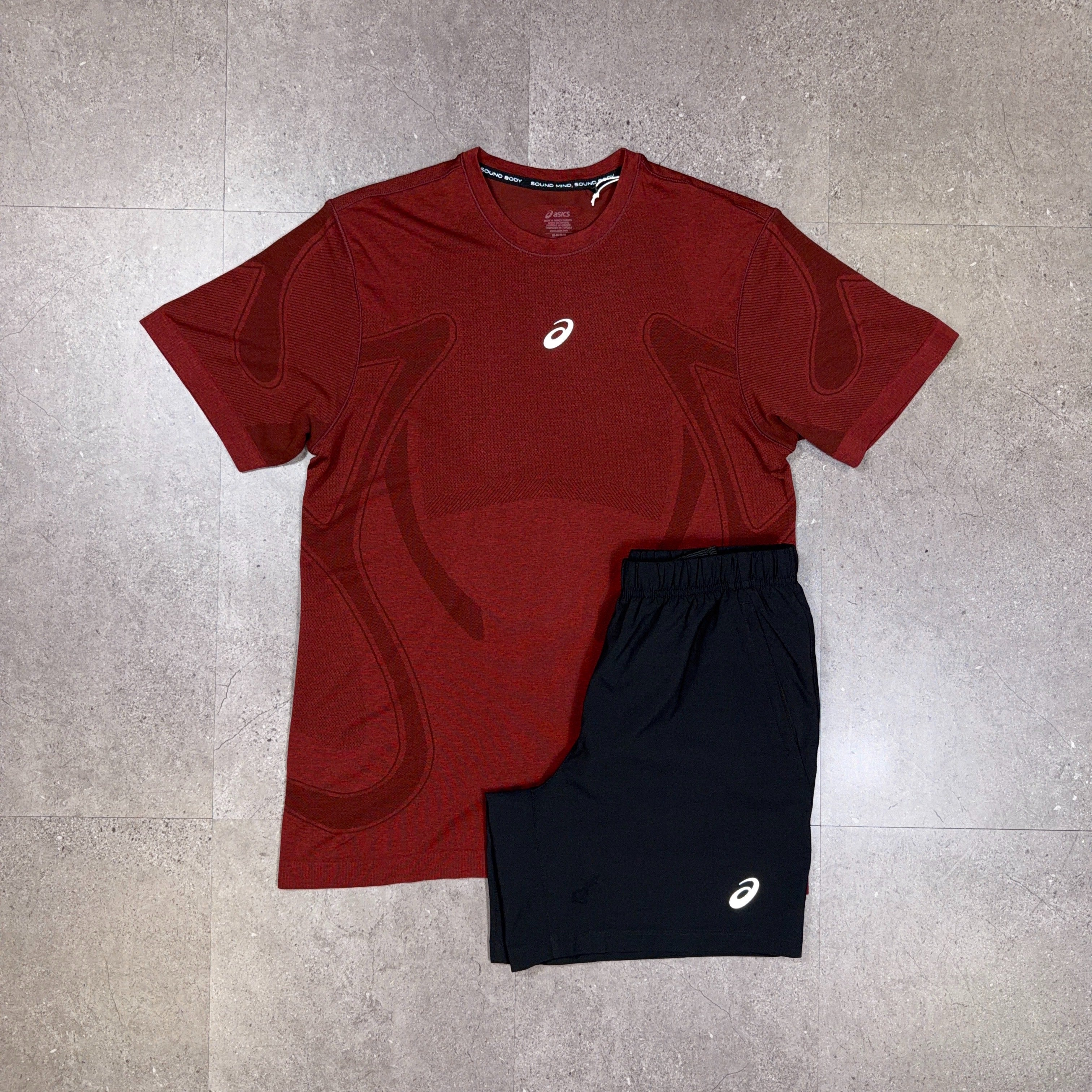 Asics Seamless T-Shirt/Shorts Set Dark Red/Black