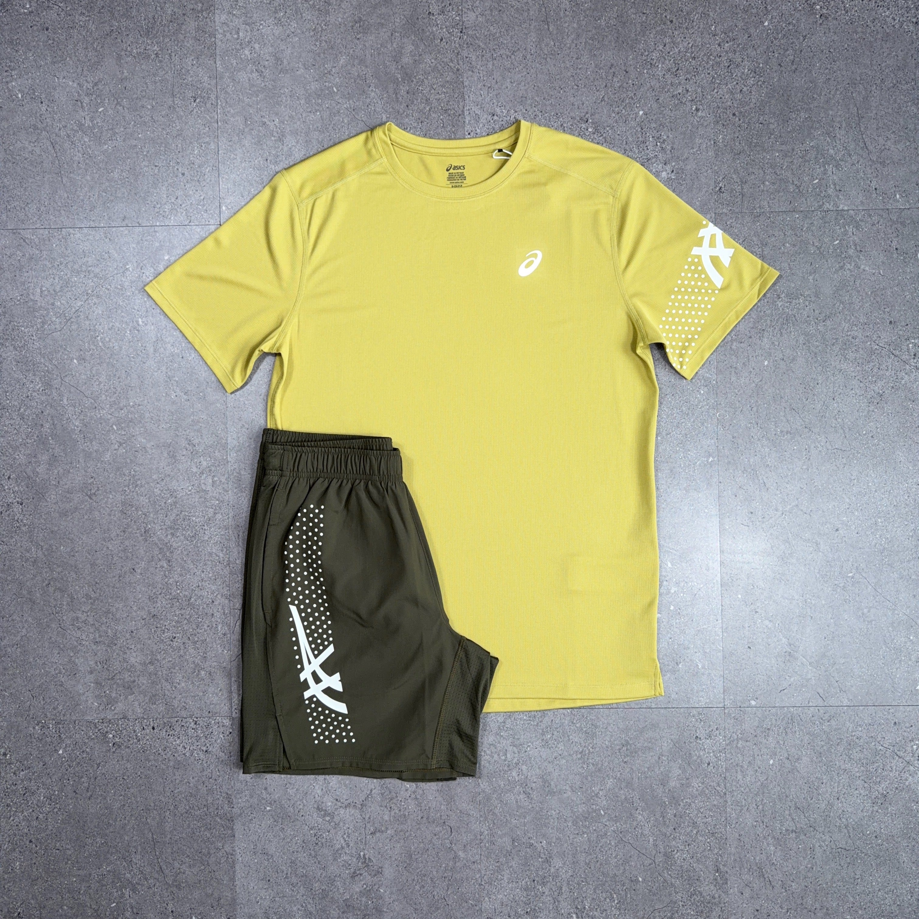Asics Icon T-Shirt/Shorts Set Lemongrass/Brown Stone