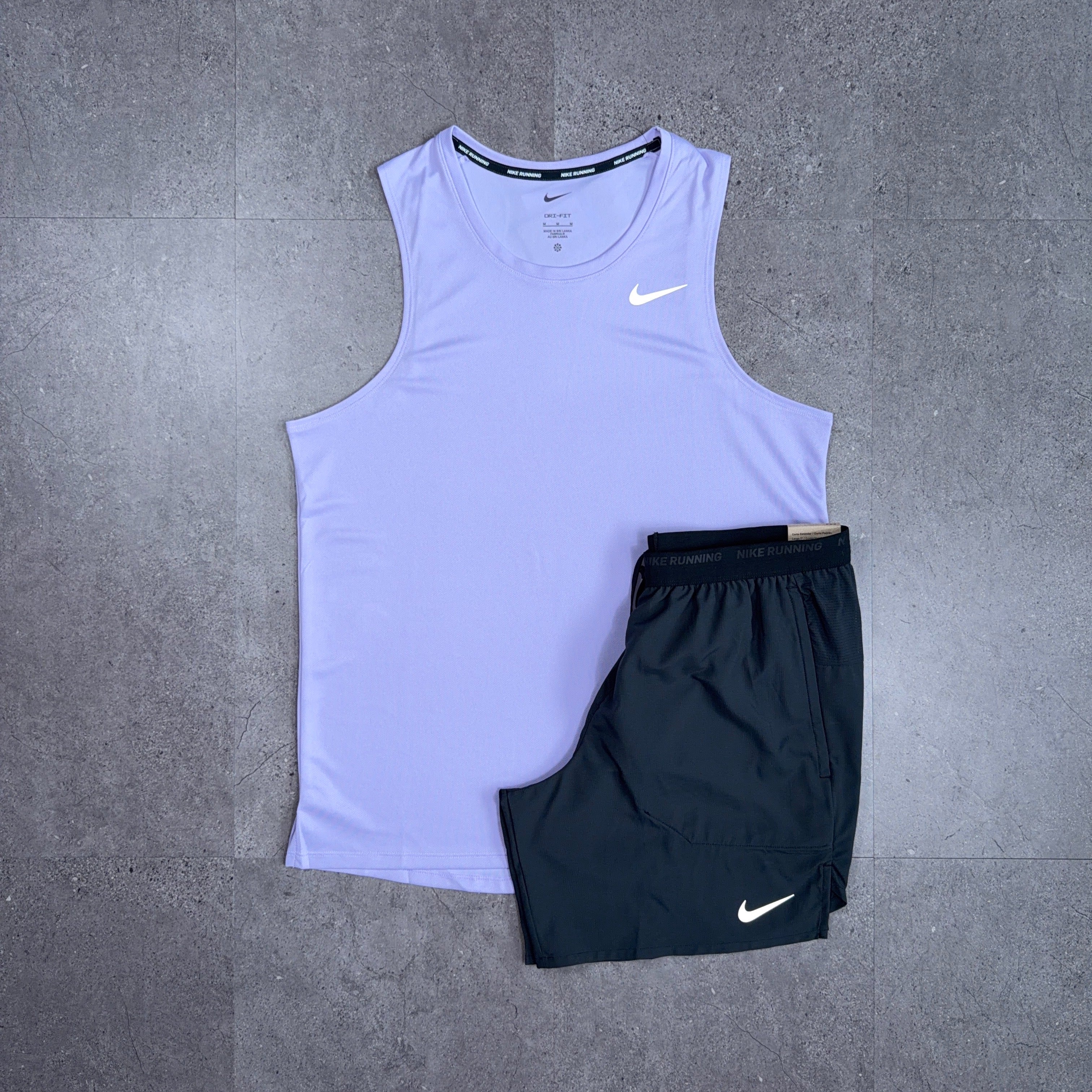 Nike Miler Vest T-Shirt/Shorts Set Hydrangeas/Black