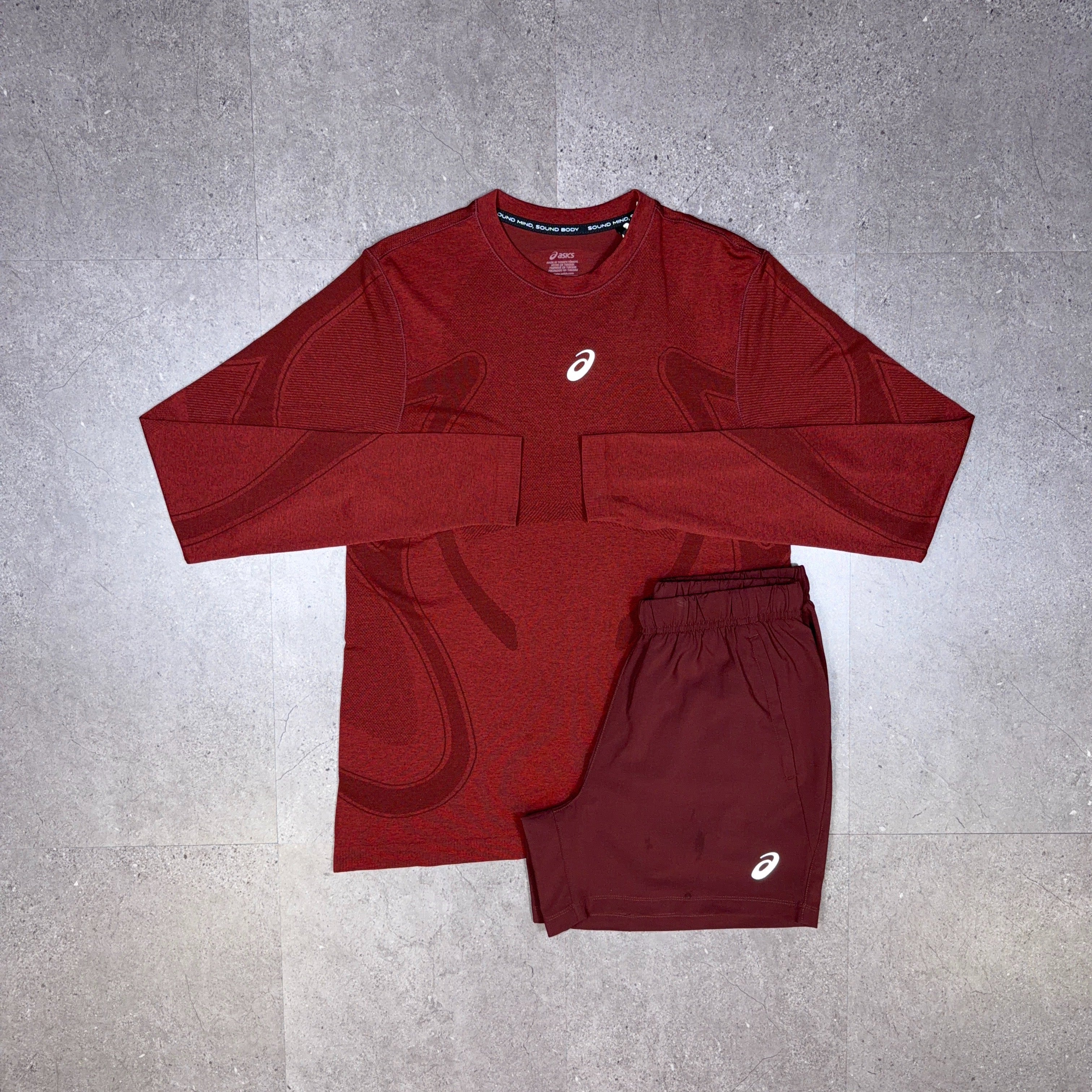 Asics Seamless Long Sleeve T-Shirt/Shorts Set Dark Red