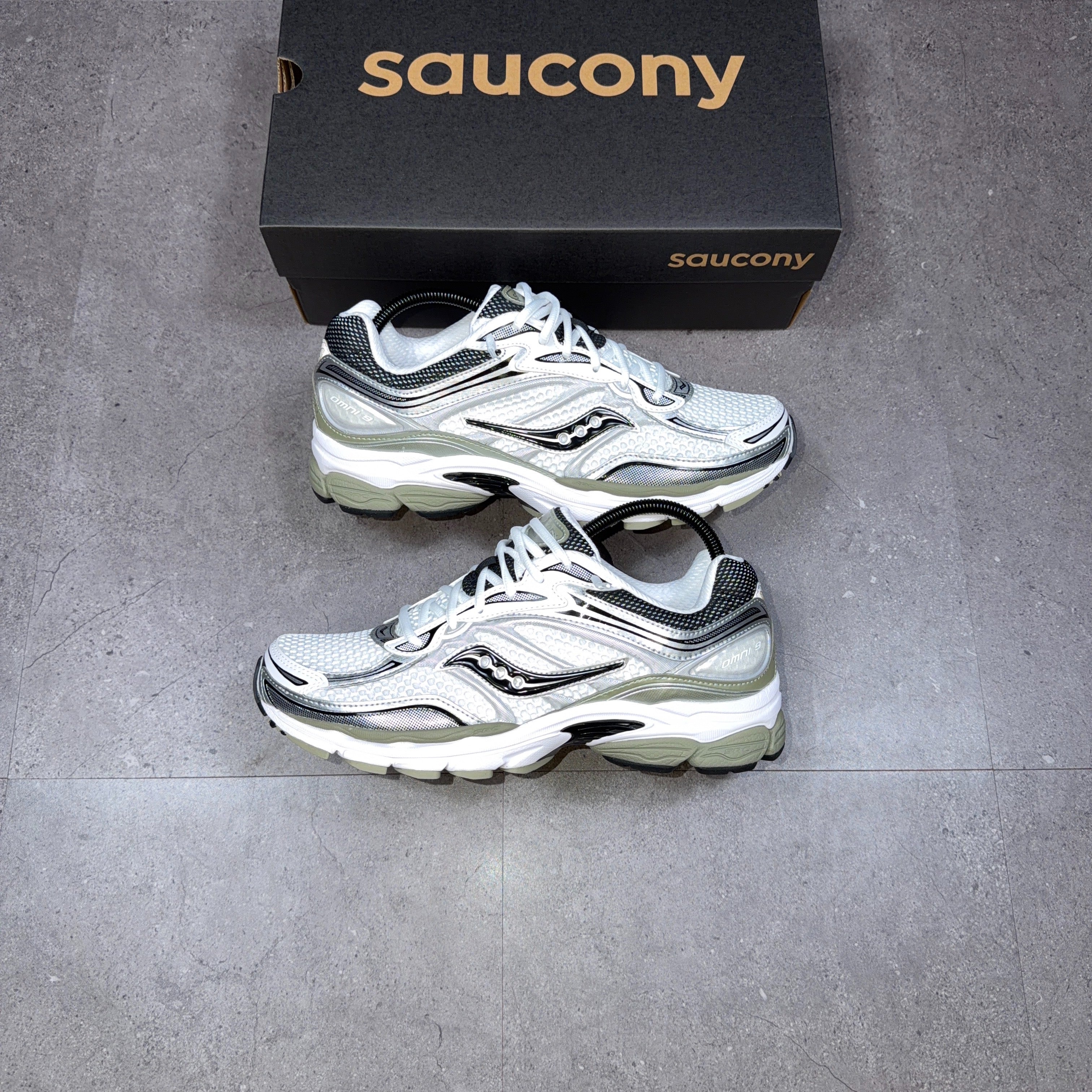 Saucony Progrid Omni 9 White/Sage