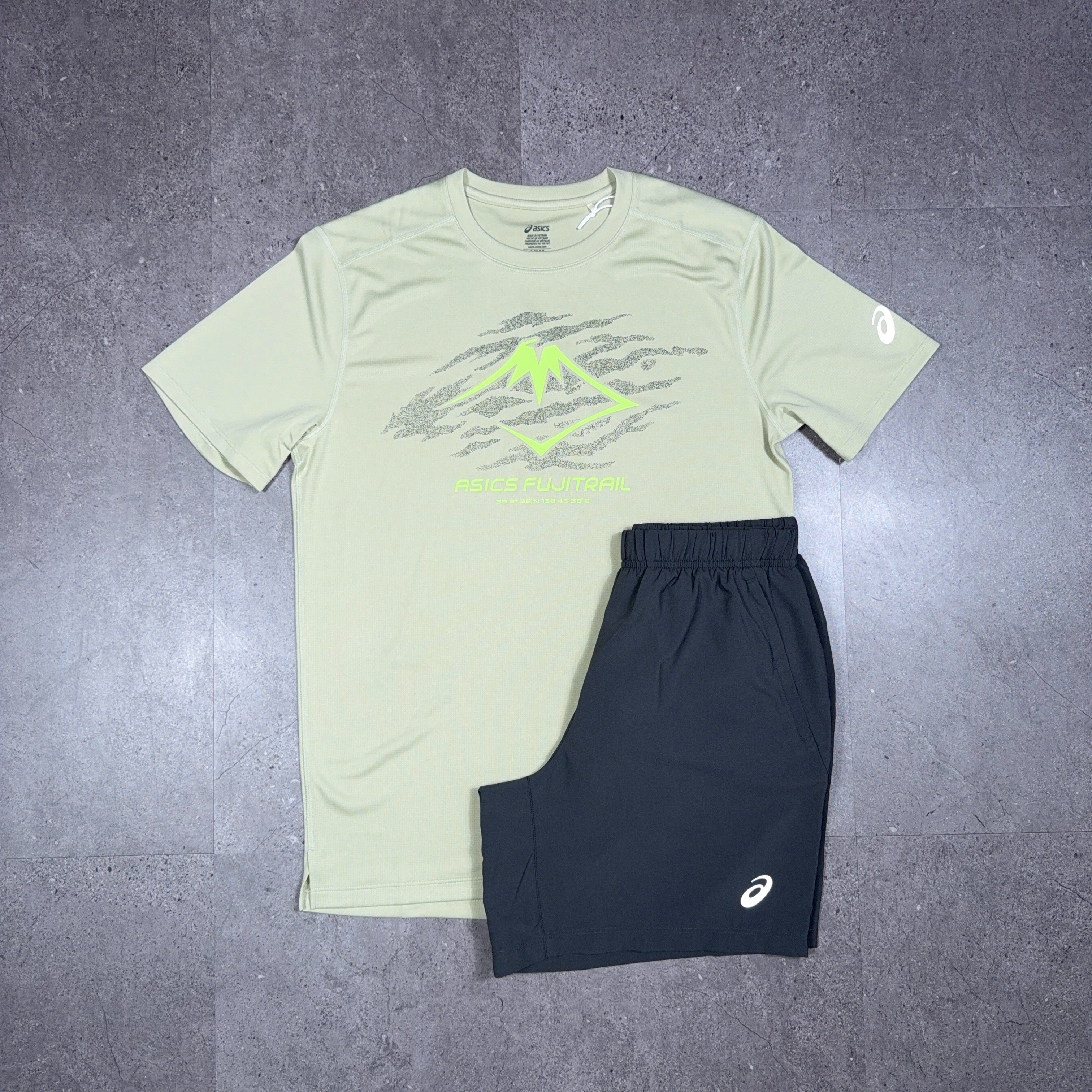 Asics Fujitrail T-Shirt/Shorts Set Khaki/Grey