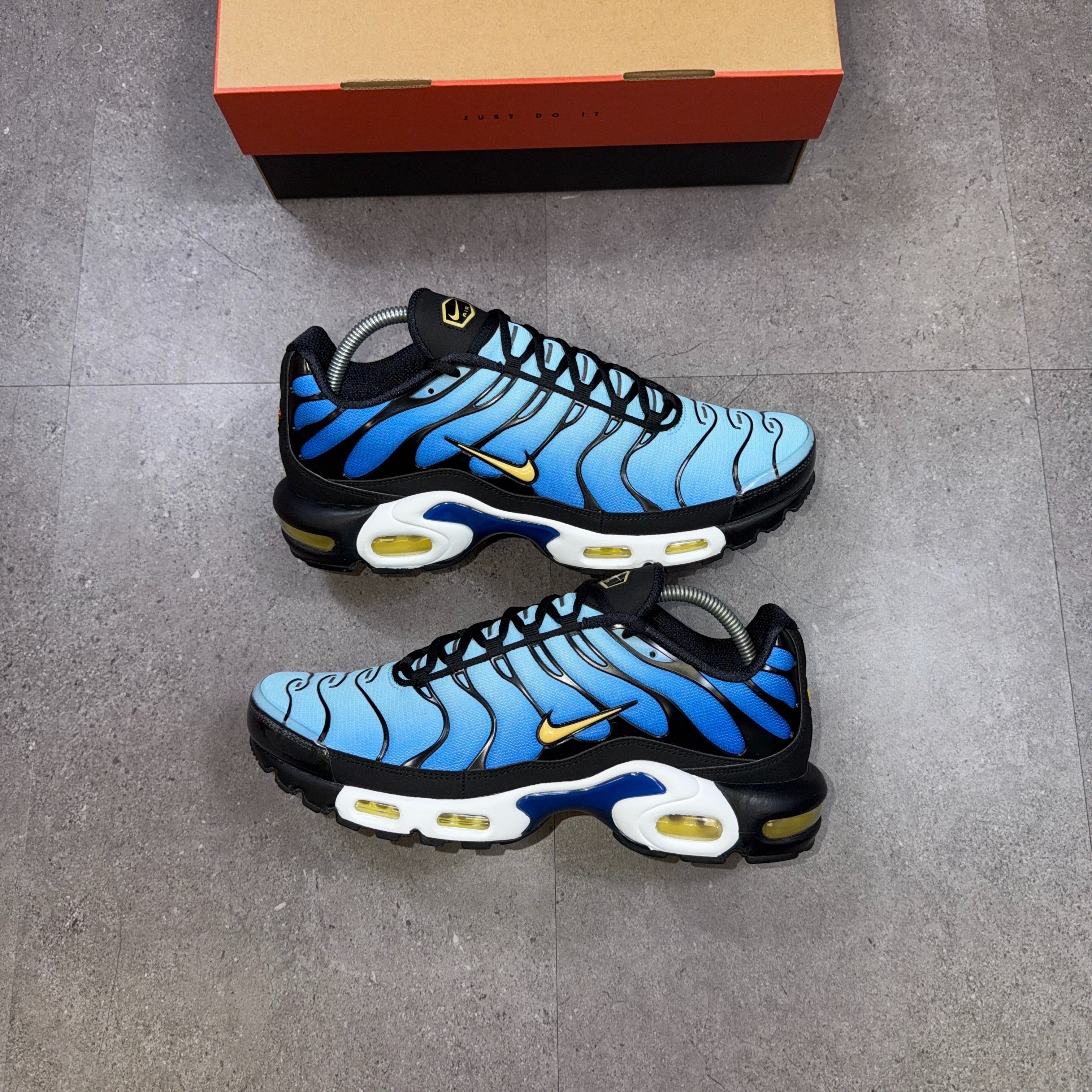 Nike Air Max Plus TN OG Hyper Blue