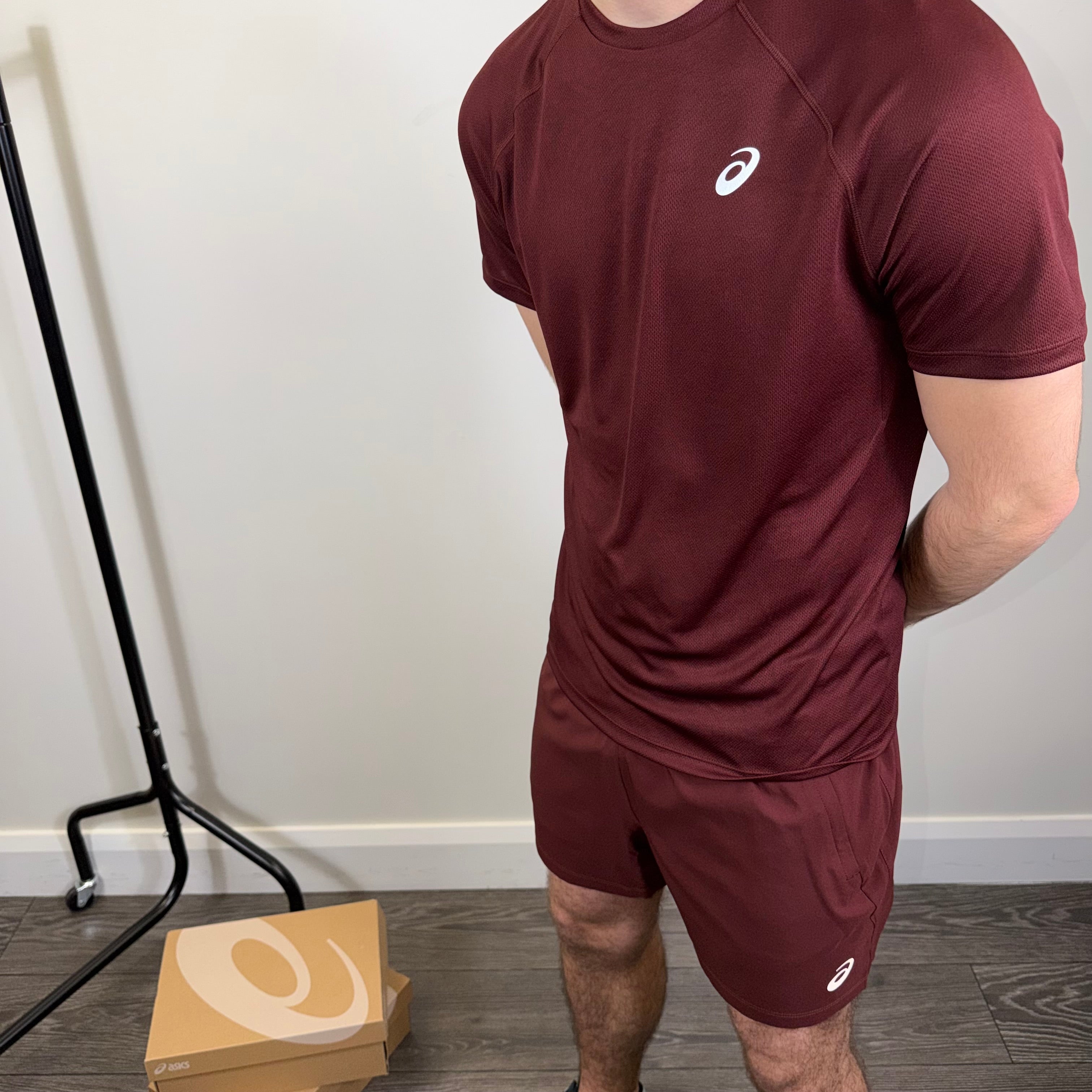 Asics Sport Run T-Shirt/Shorts Set Dark Red