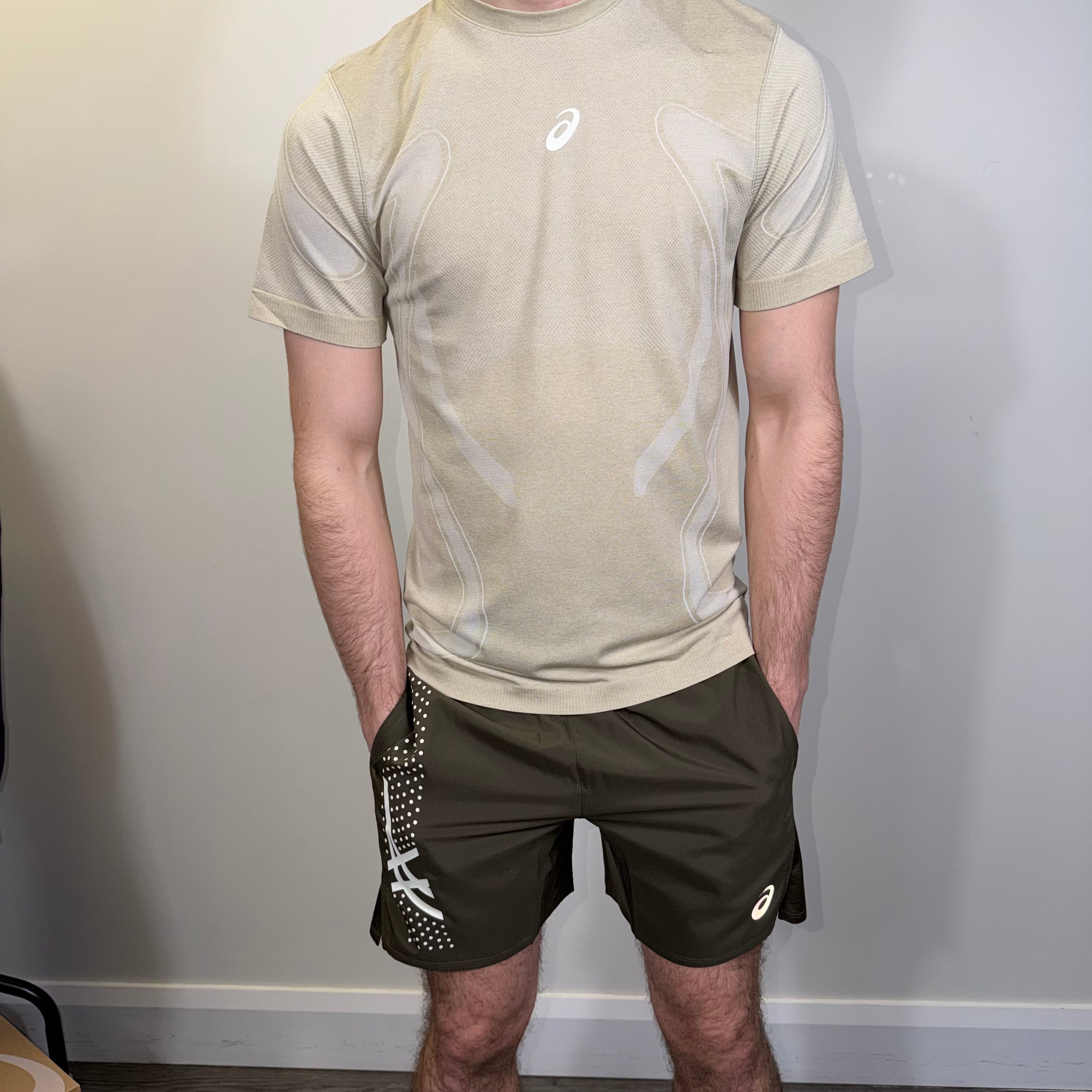 Asics Seamless T-Shirt/Shorts Set Cream/Brownstone