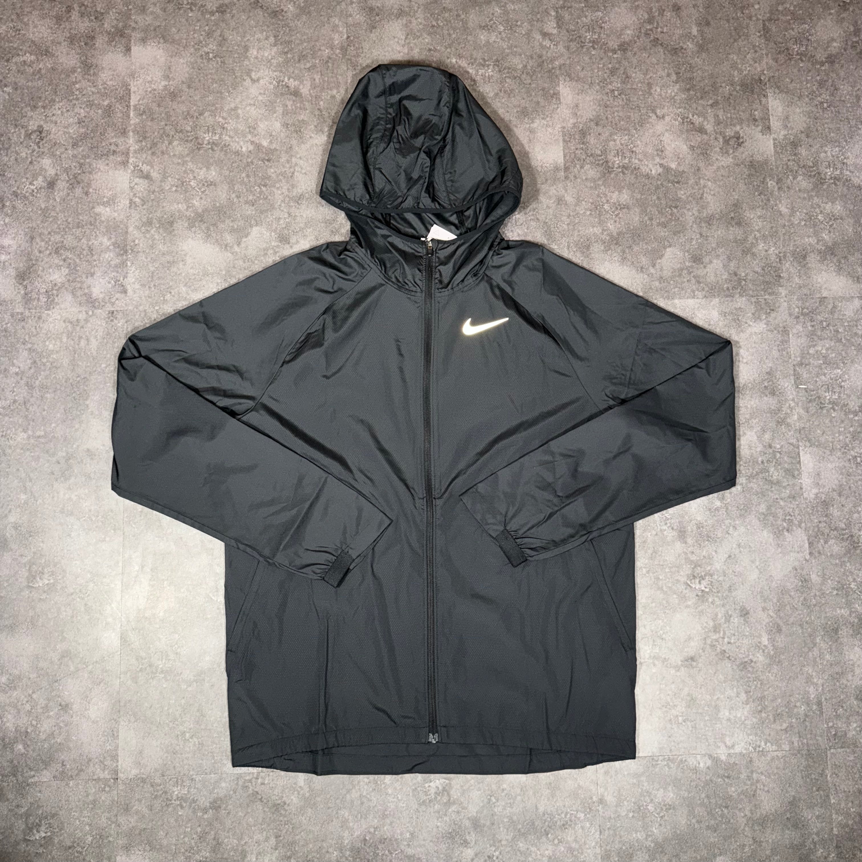 Nike Essential Windrunner Black