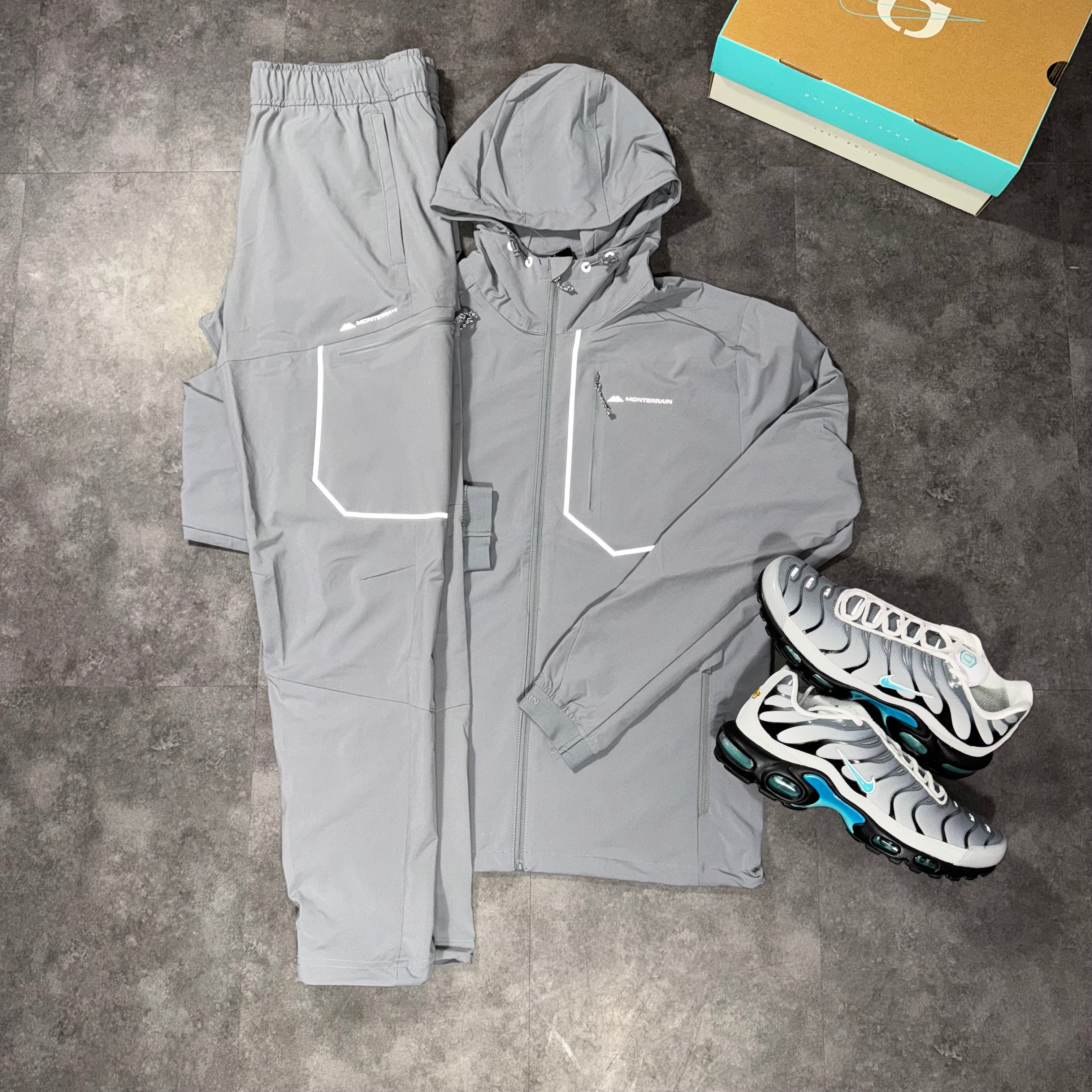Monterrain Ramble Tracksuit Grey